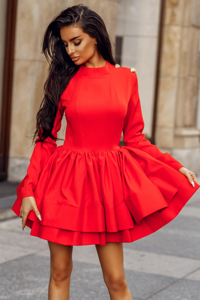Czerwona sukienka rozkloszowana princess balmain